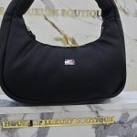 Tommy Hilfiger bag