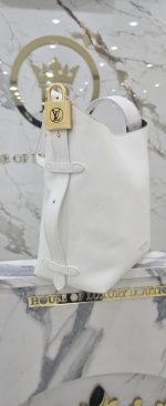 Louis Vuitton bag - Image 2